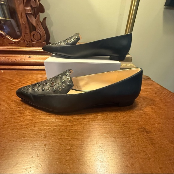 Nine West Black Leather Loafers with Cutout Detail Size 7 - Picture 6 of 9